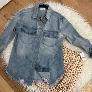 NWT BKE Distressed Denim Shirt Sz M 💙